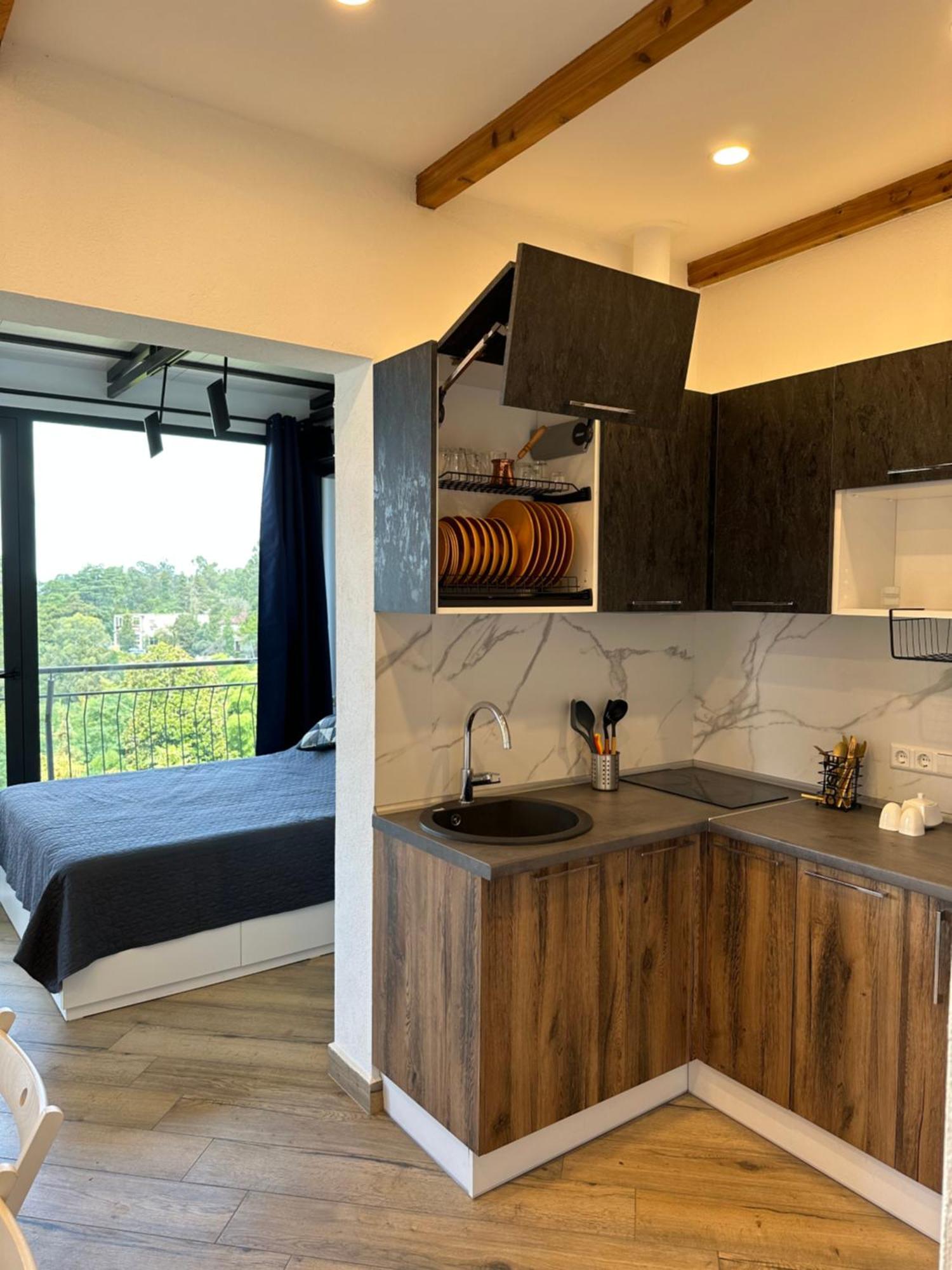 Agora Sundeck Апартаменти Цихисдзирі