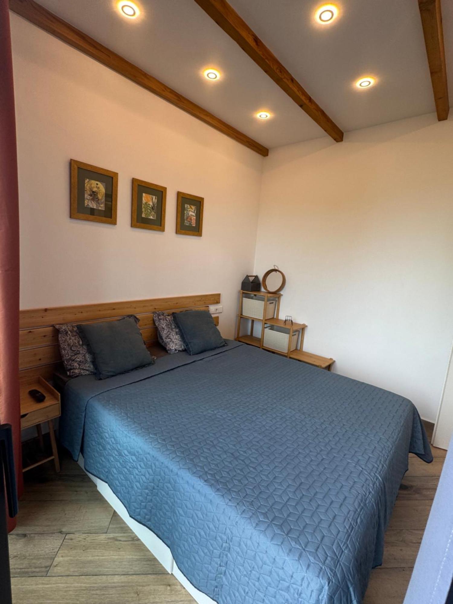 Agora Sundeck Апартаменти